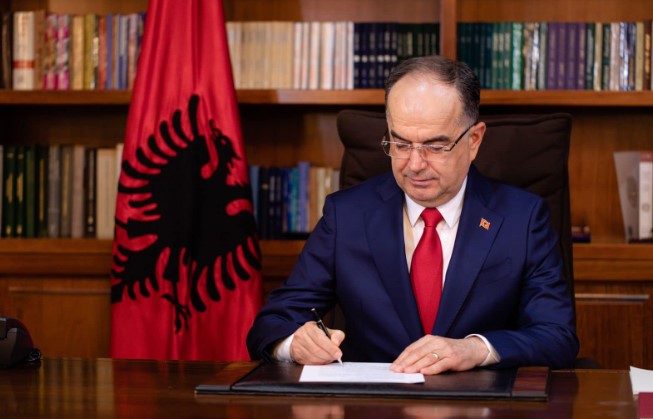 President Begaj starts consultations with parties on the date of next ...