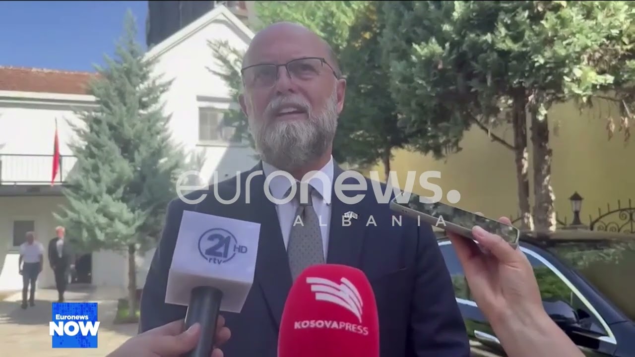 Book of condolences for Anagnosti, Kosovo honors the master of Albanian cinema