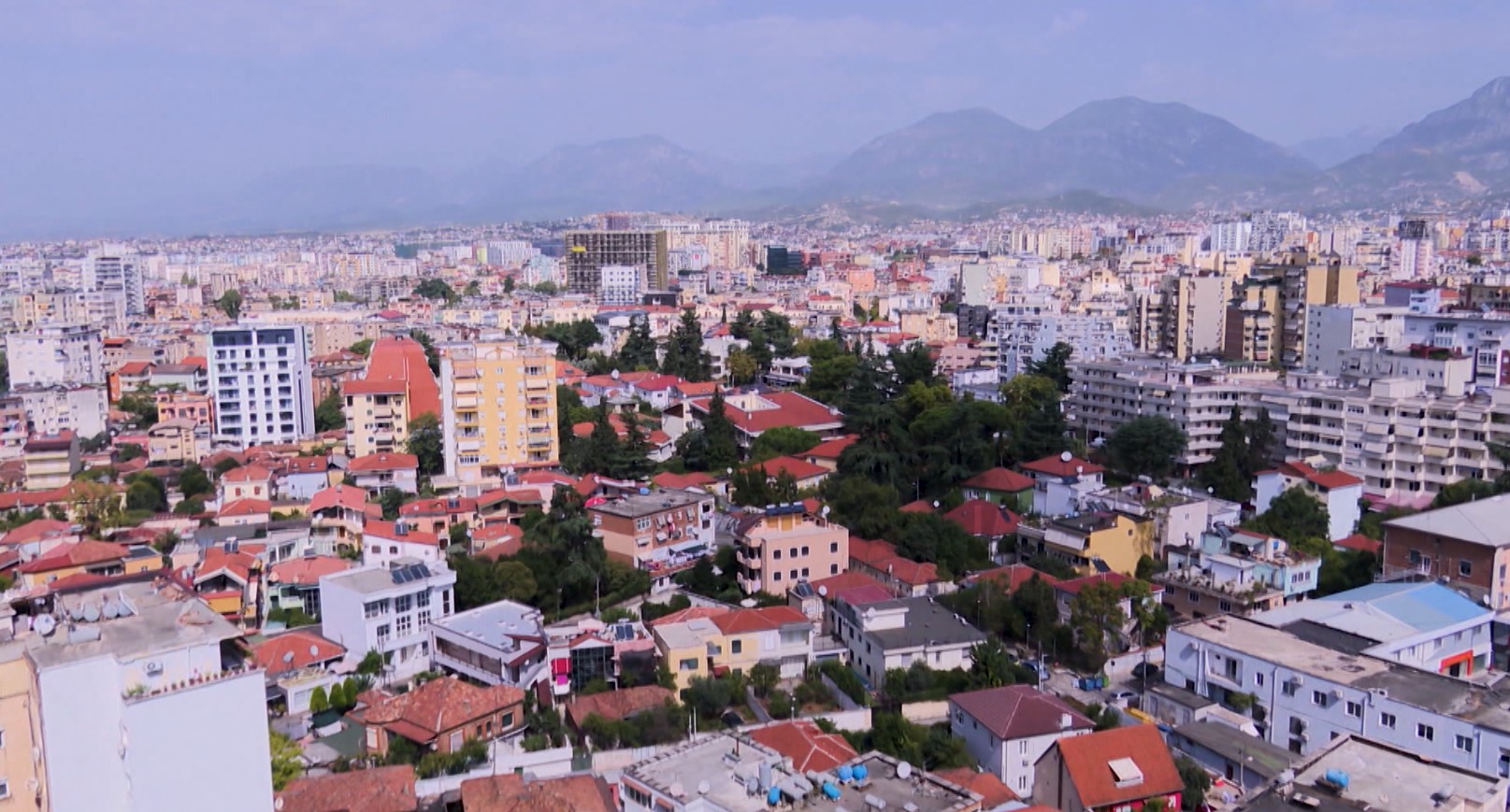 Rental income rises, reaching around €400 million in 2025