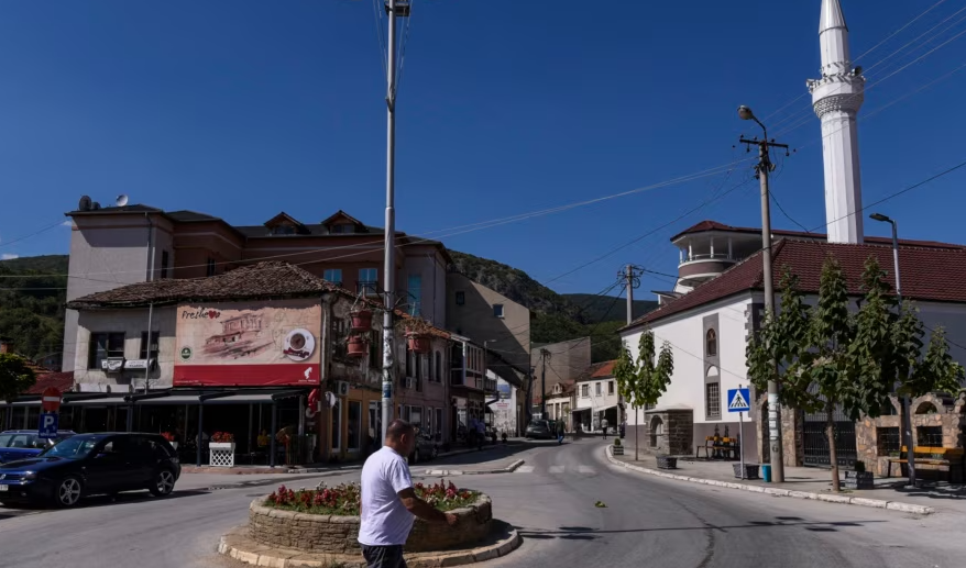 US Congressmen Visit Presheva Amid Concerns Over the Rights of Albanians in Serbia