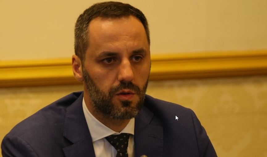Violence Against Protesters in Zvërnec: Lamallari Calls for Criminal Prosecution of Security Guards, Says Police Indifference Was Unjustifiable