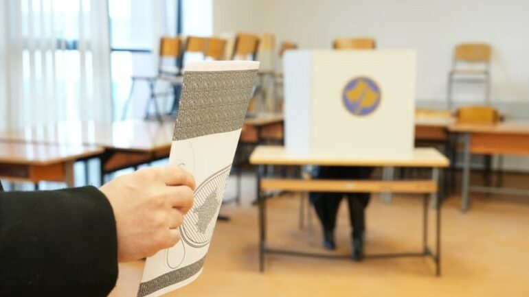 Candidate Lists for Kosovo Parliamentary Elections Submitted, 917 Names in the Race