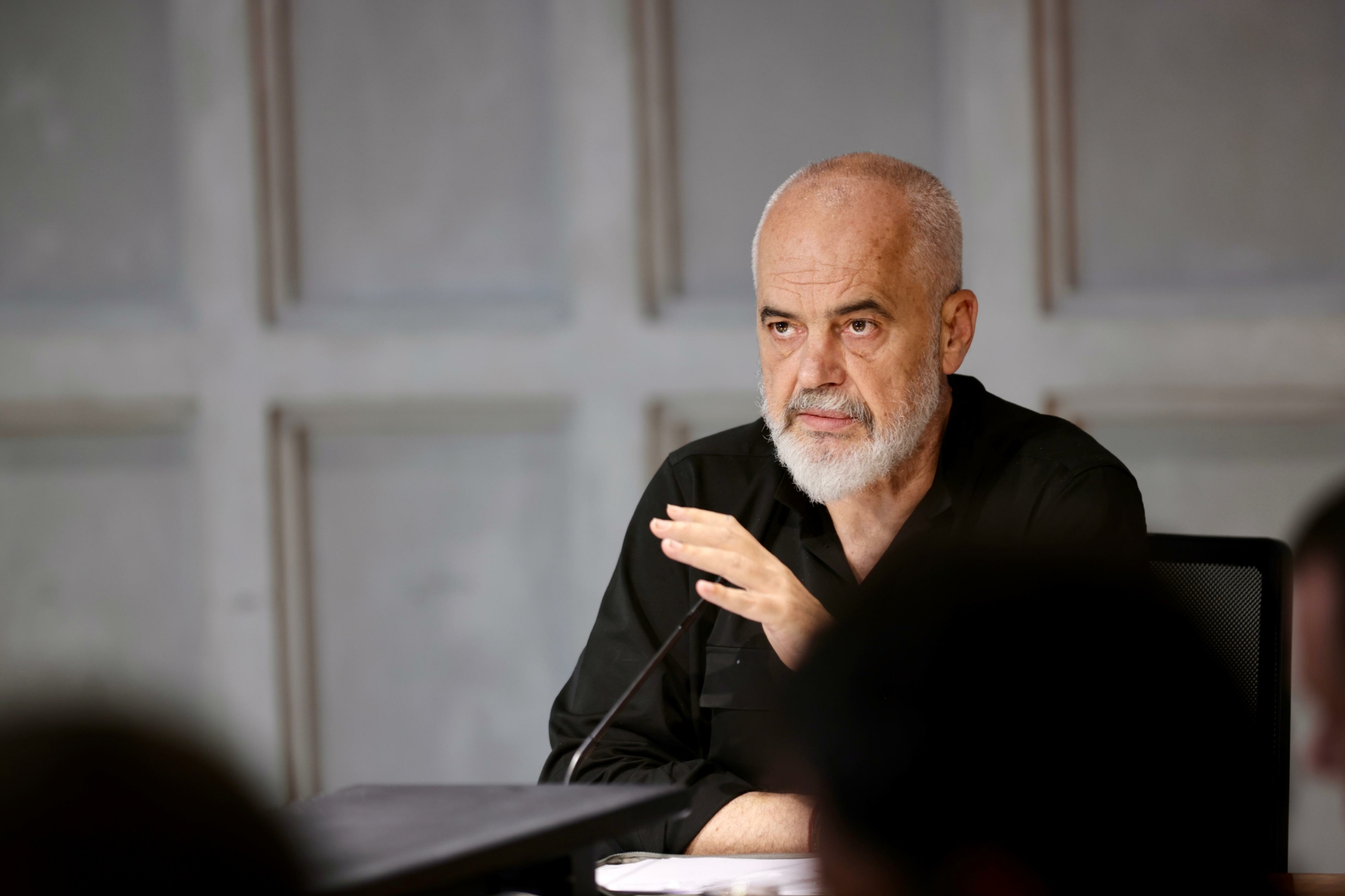 Construction Project in Zvërnec: Rama Reveals the Architect, Calling Him a “Great Artist of Nature”