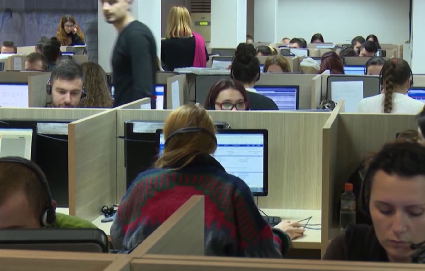 INSTAT: Managers Remain the Highest-Paid Professionals, Earning Over 122,000 Lek per Month