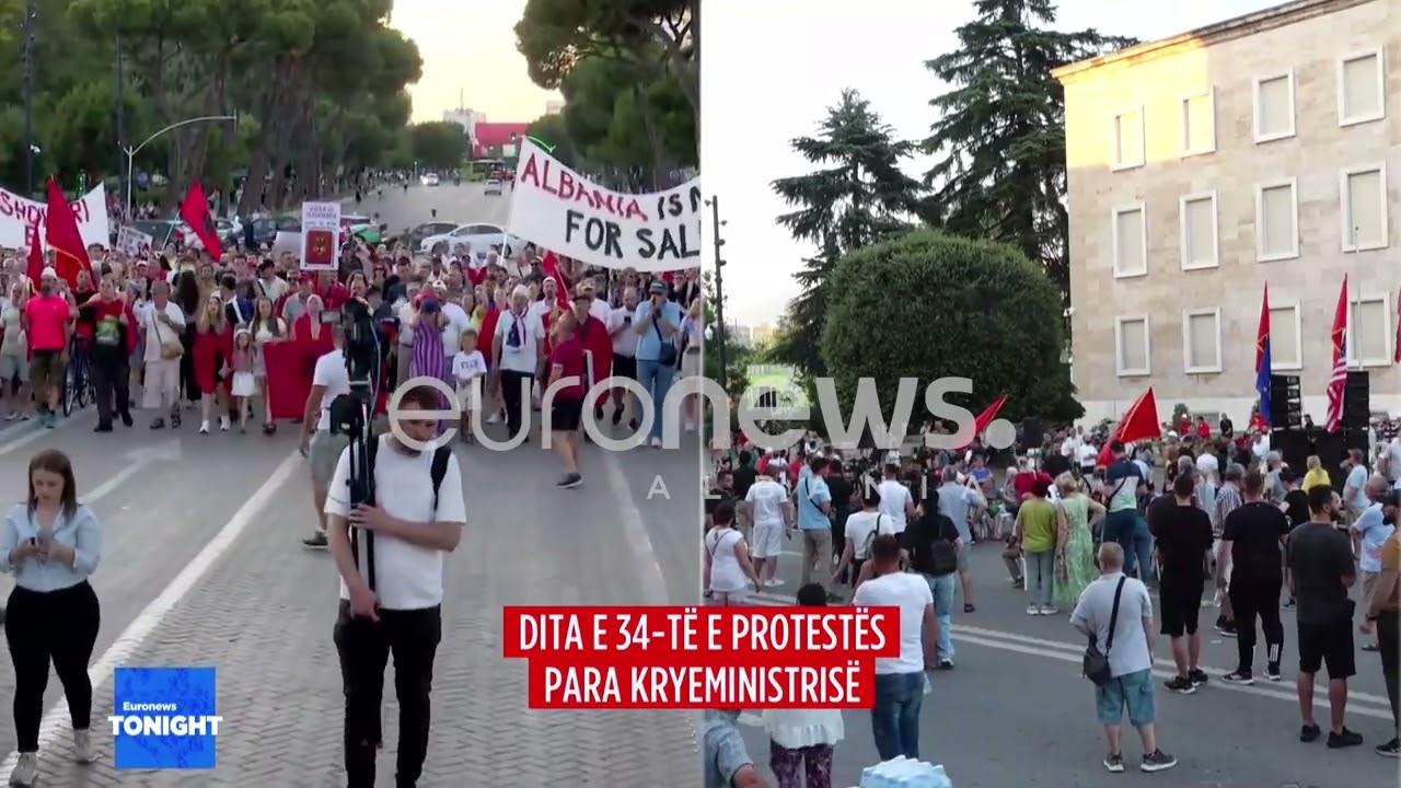 Day 34 of Protests: Demonstrators Gather Outside the Prime Minister’s Office