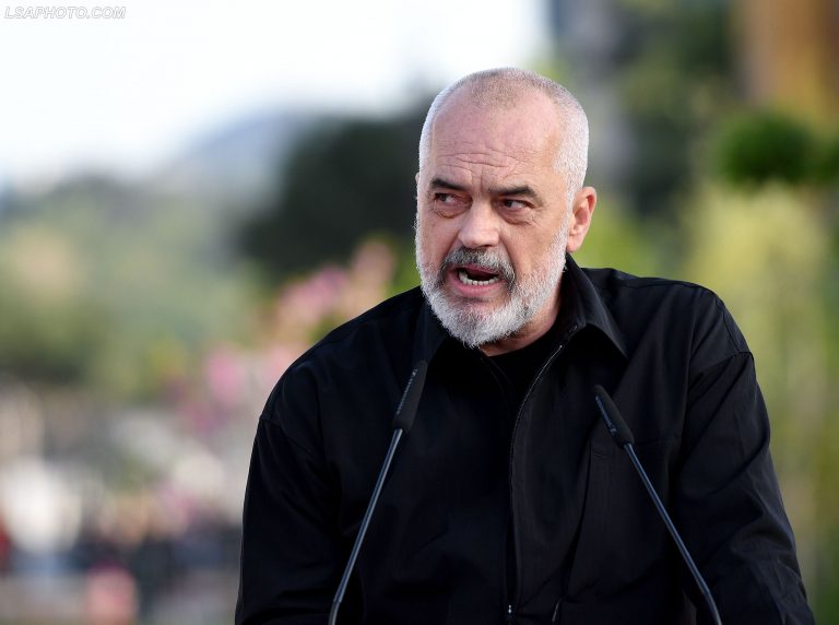 Kryeministri Rama komenton akuzat e opozitës për vjedhje votash