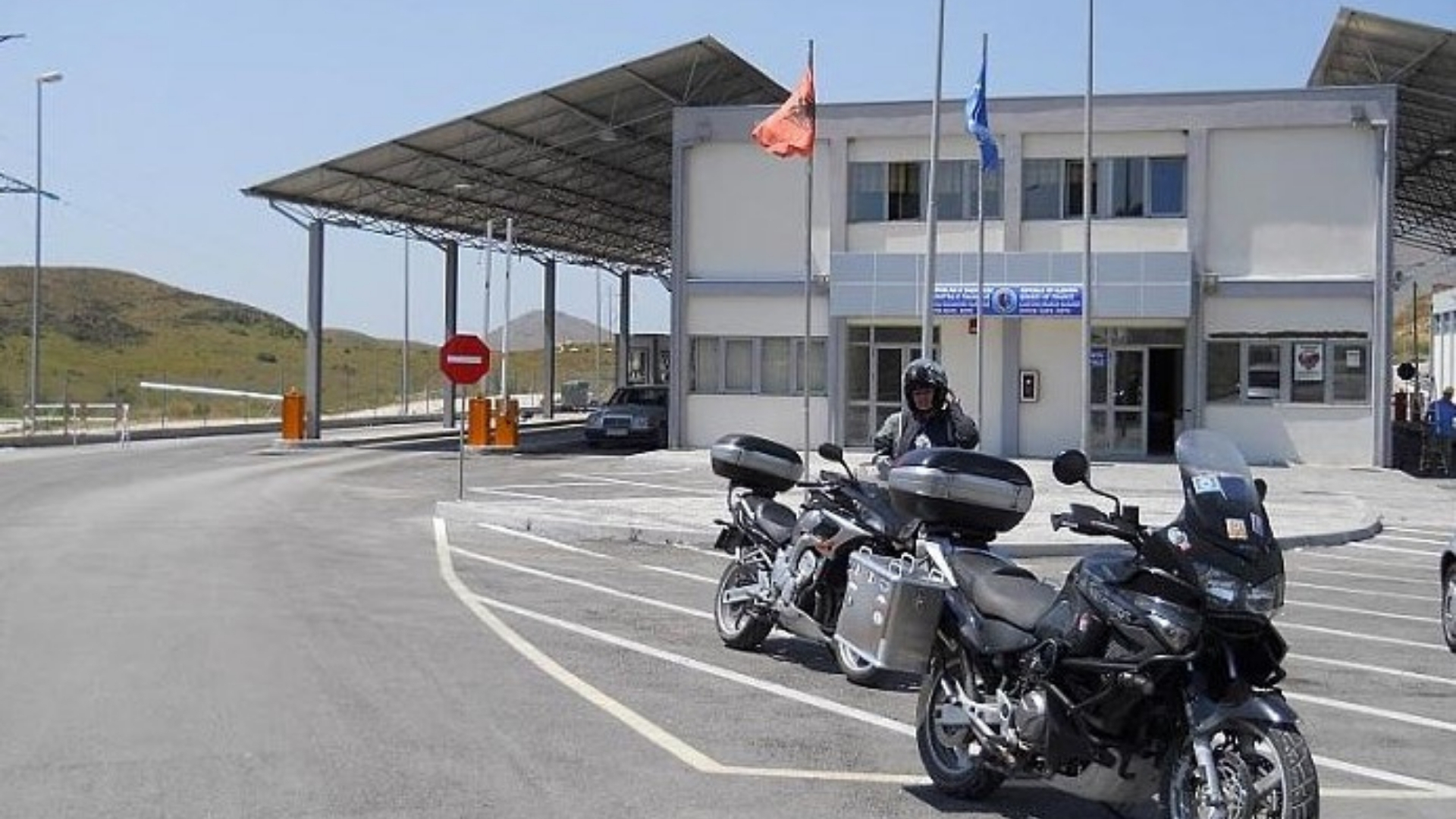 Arrestime masive në doganën greke  pezullohet kalimi i automjeteve në Qafë Botë