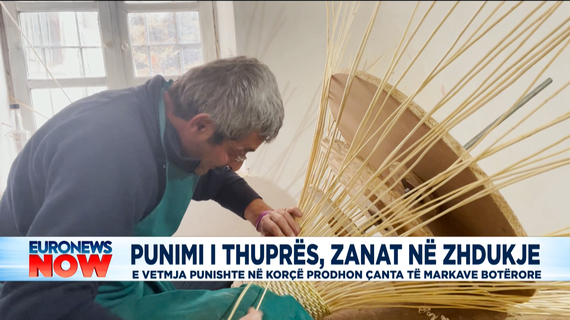Punimi i thuprës në zhdukje, e vetmja punishte në Korçë prodhon çanta të markave botërore