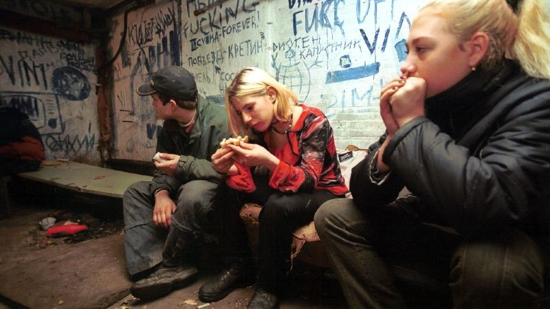 Adoleshentë të varur nga droga, FOTO ILUSTRUESE, WIKIMEDIA COMMOS