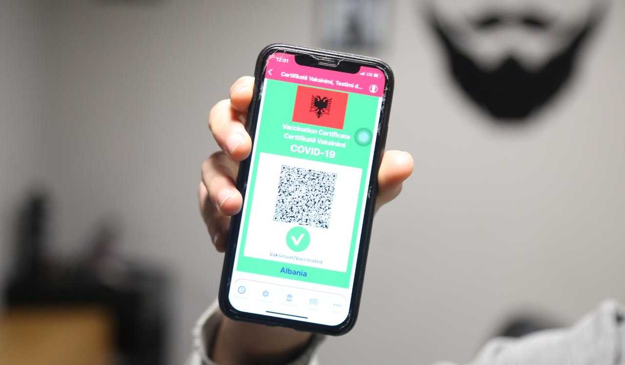 Në punë me certifikatë vaksinimi, nisin kontrollet nëpër supermarkete