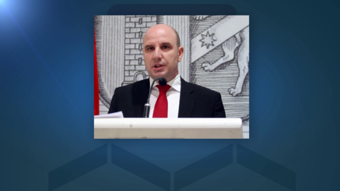 Dritan Agolli