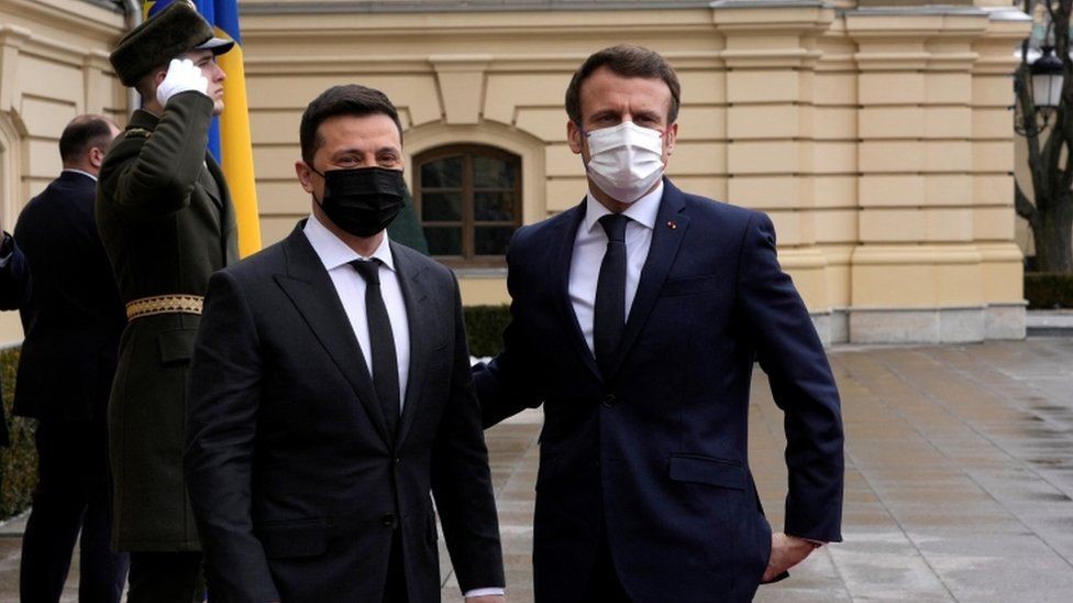 Macron dhe Zelenskij CREDITS Reuters