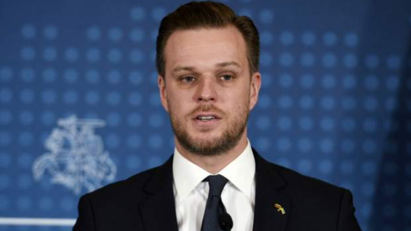 ‘Nuk mund ta paguajmë naftën me gjakun e Ukrainës’, Lituania: Embargo Rusisë