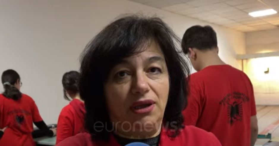 Profesioniste në qitje, pediatrja nga Vlora që trajnon të rinjtë