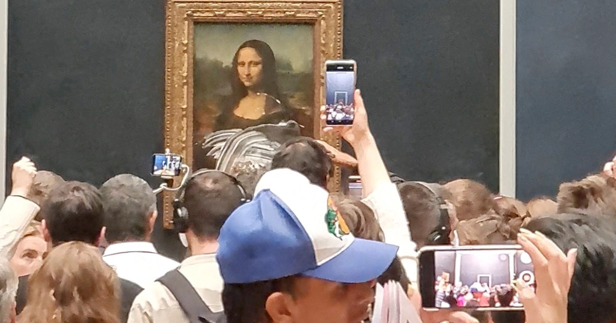 Mona Liza sulmohet nga një “grua e moshuar”