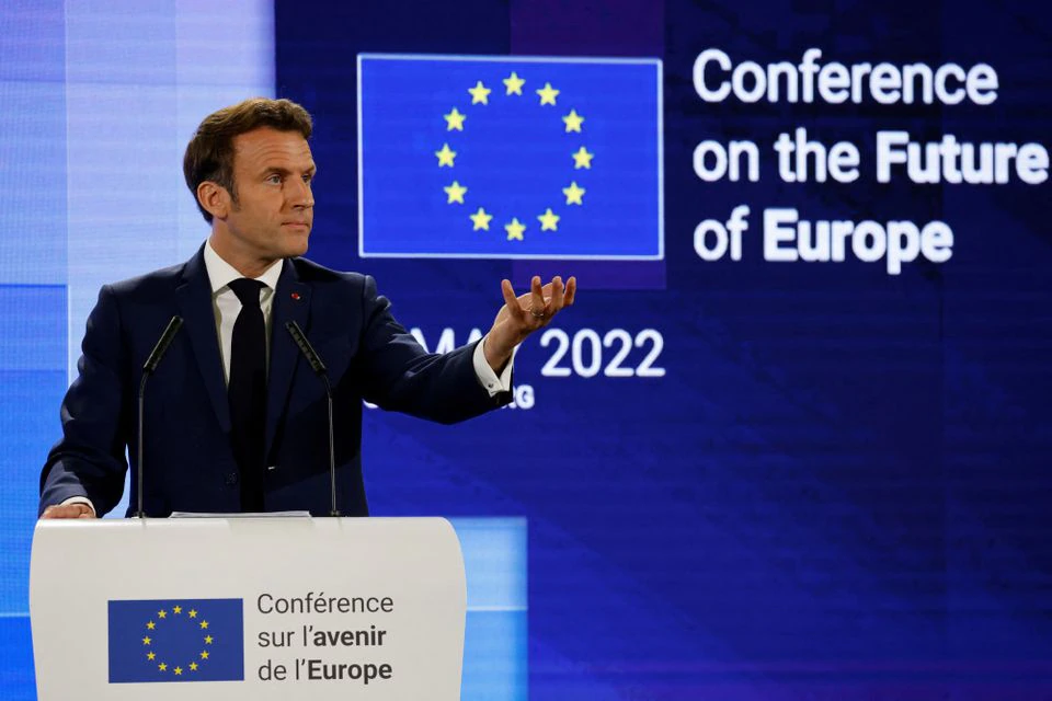 Ukrainës do t’i duhen dekada për të hyrë në BE, thotë Macron