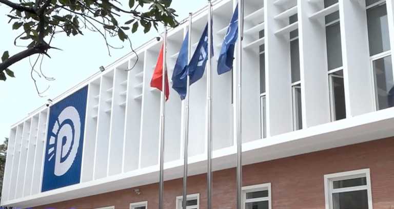 Të rinjtë e PD-së thirrje qytetarëve: Të bashkohemi në protestë çdo ditë për familjen dhe kombin
