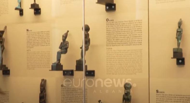 Ish-drejtori i muzeut në Paris nën hetim për trafik artefaktesh