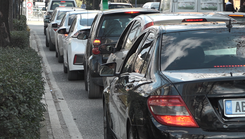 Trafik i rënduar në Tiranë, bllokohen disa rrugë për shkak të garave sportive