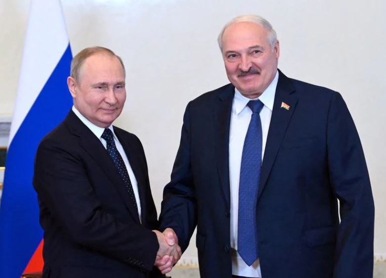 Rusia do të furnizojë Bjellorusinë me raketa