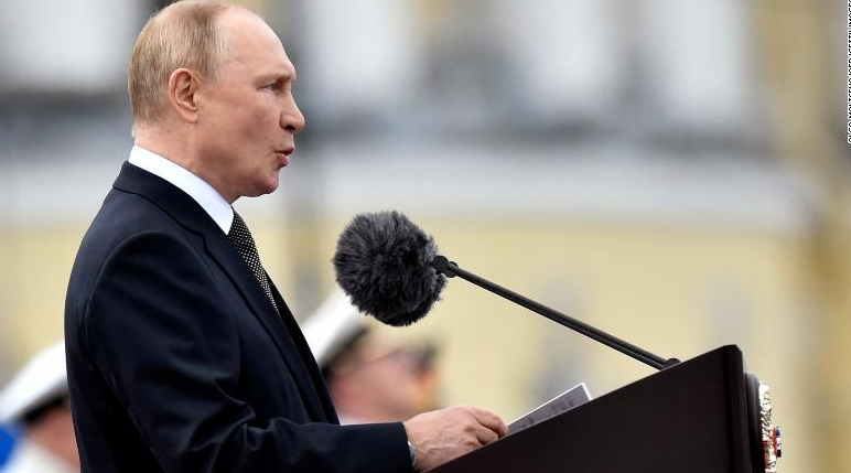 Anijet do pajisen me armë hipersonike për të mbrojtur kufijtë, kërcënon Putin