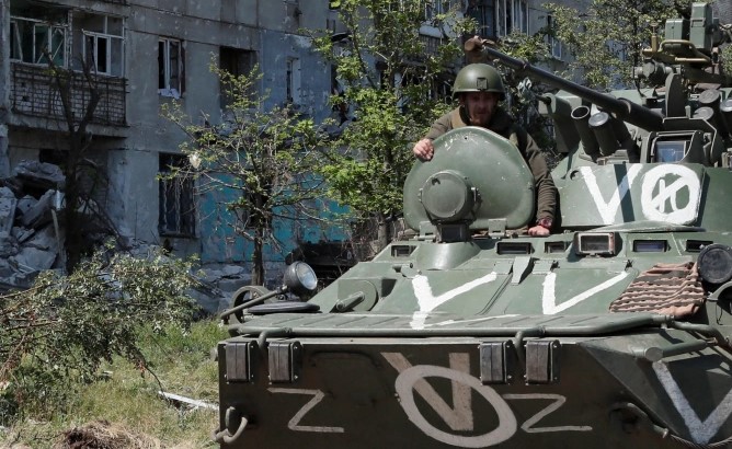 1 viktimë dhe 7 të plagosur nga bombardimet ruse në Sloviansk