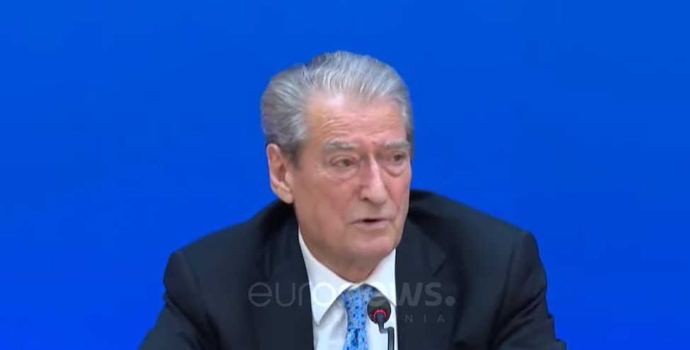 Impiante nga Bangladeshi në Vlorë, Berisha: Çlirojnë squfur sa për 100 mijë makina