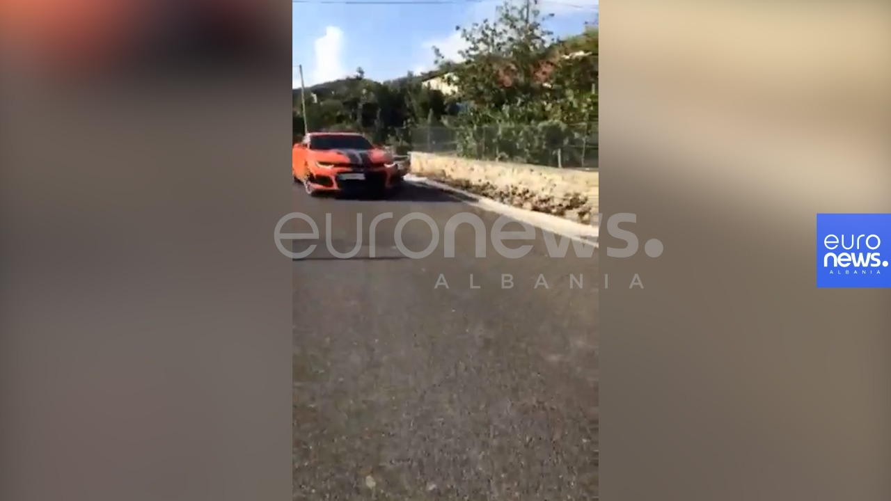 VIDEO | Pamje nga makina që përdorën rusët për të hyrë në uzinën në Gramsh