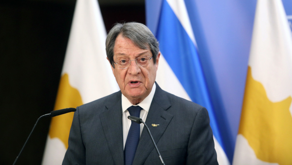 Qiproja përshëndet vendimin e SHBA-së për heqjen e embargos së armëve 
