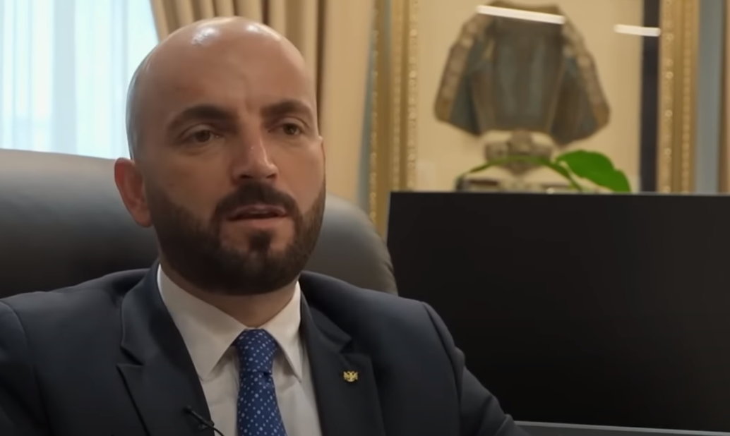 ‘Bomba’ e Nanos para shkarkimit: 14 kriminelë u arratisën, operacionet ‘shiteshin’