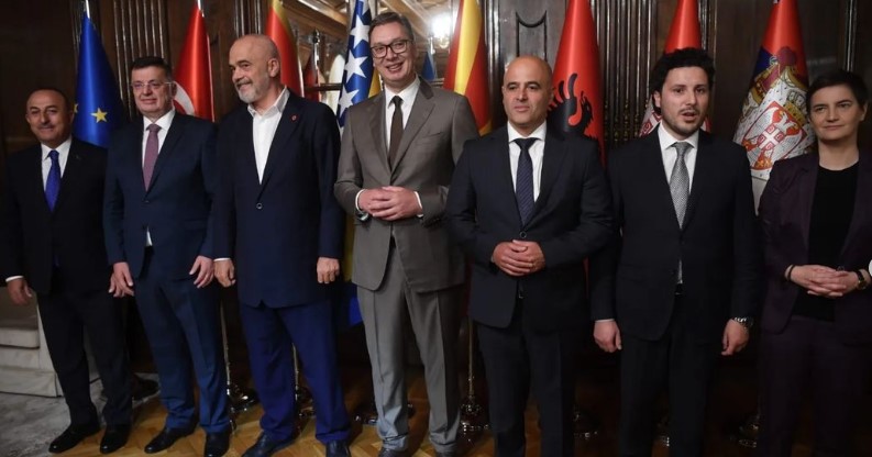 Vuçiç shtroi një darkë në Presidencë për mysafirët e “Ballkanit të Hapur” 