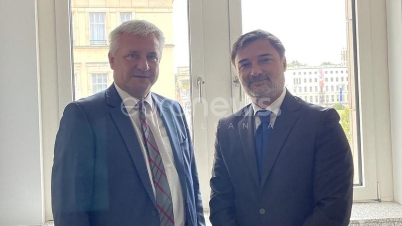 Alibeaj zbardh takimin me deputetin e CDU: Ndamë hapur mendimet për situatën në PD