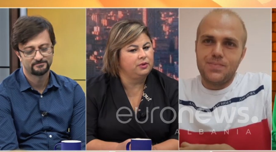 Kocaqi: Pedagogët tatohen më shumë se bizneset, rritja e fundit e rrogave në 2014