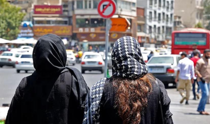 Protesta në Iran pas vrasjes së 22-vjeçares që s’kishte veshur siç duhet shaminë