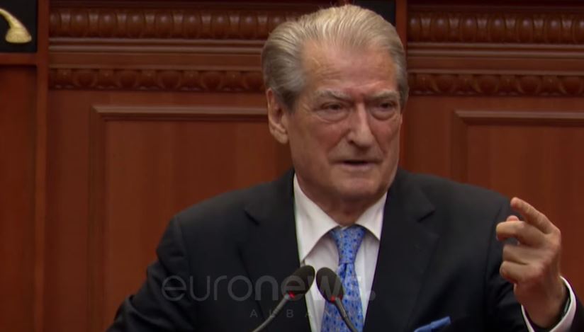 Berisha thirrje KE-së: Hetoni kullat në Tiranë, Rama është bashkëpronar