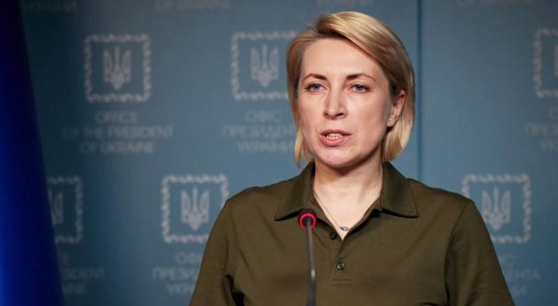 Ukraina-refugjatëve: Kalojeni dimrin jashtë shtetit