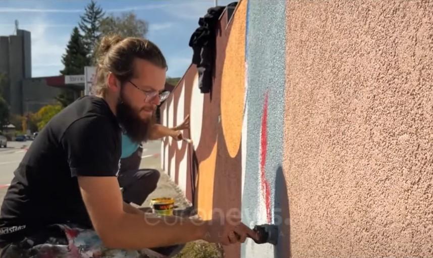 Art kundër urrejtjes/Artistët e muraleve në Maqedoni zbukurojnë qytetet me grafite