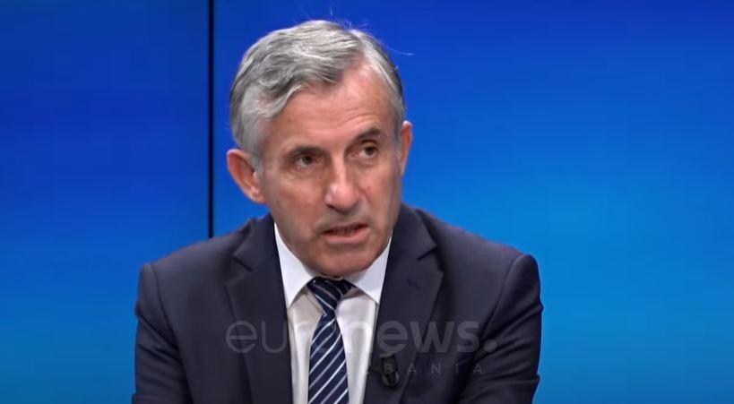 Bytyçi: Rama sillet si servil në bisedimet dypalëshe, ndryshon kur mban fjalime