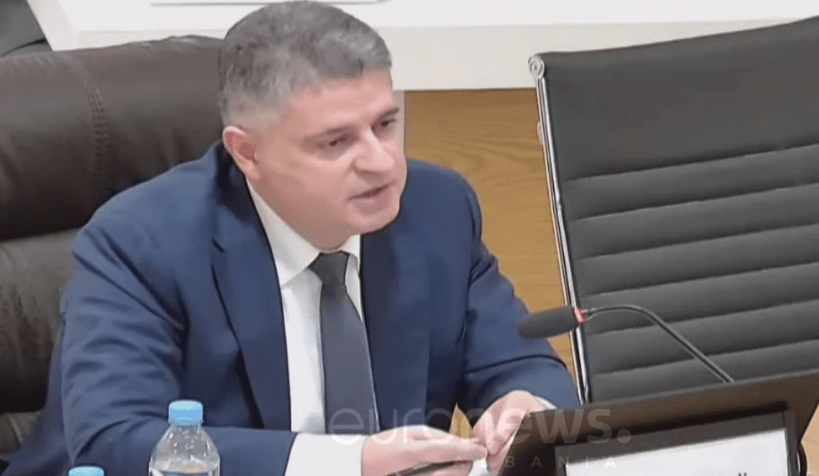 Adnan Xholi: Duhen hetime konkrete, të luftojmë krimin e organizuar dhe korrupsionin