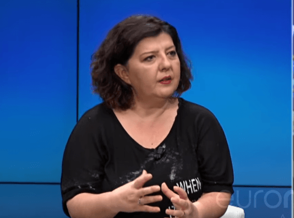 Psikologia: Shqiptarët hezitojnë të tregojnë për problemet e shëndetit mendor