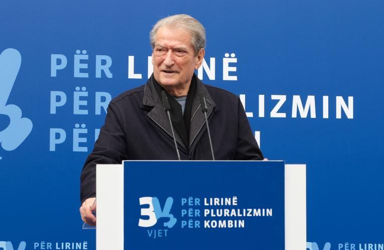 Akuza e Berishës: Diplomatë të korruptuar u vërsulën për të shkatërruar PD-në