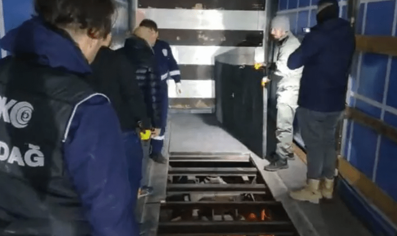 EMRI/ Kapet kamioni me 122 kg drogë në Turqi, arrestohet shoferi shqiptar