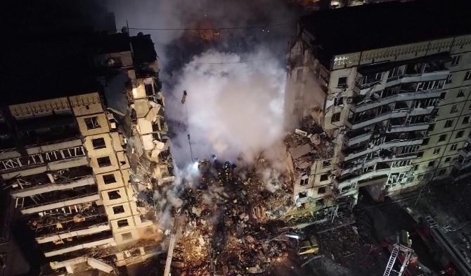 Sulmi rus në Dnipro, shkon në 44 numri i viktimave, mes tyre 4 fëmijë