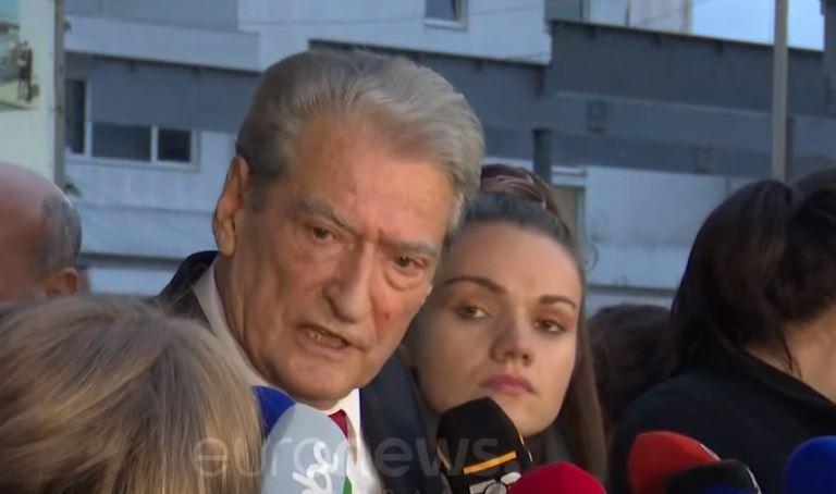 ‘Parlamentin e hapi Rozeta’, Berisha: Protesta, më e afërt nga sa e mendoni