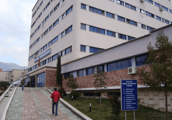 Vdekja e 29-vjeçares 2 ditë pas daljes nga materniteti, reagon spitali