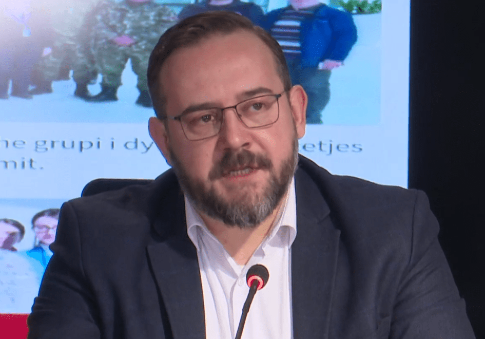 “Po kontrollojnë like-t”/ PS për akuzat për “Aktivistin”: Do t’i ndjekim ligjërisht