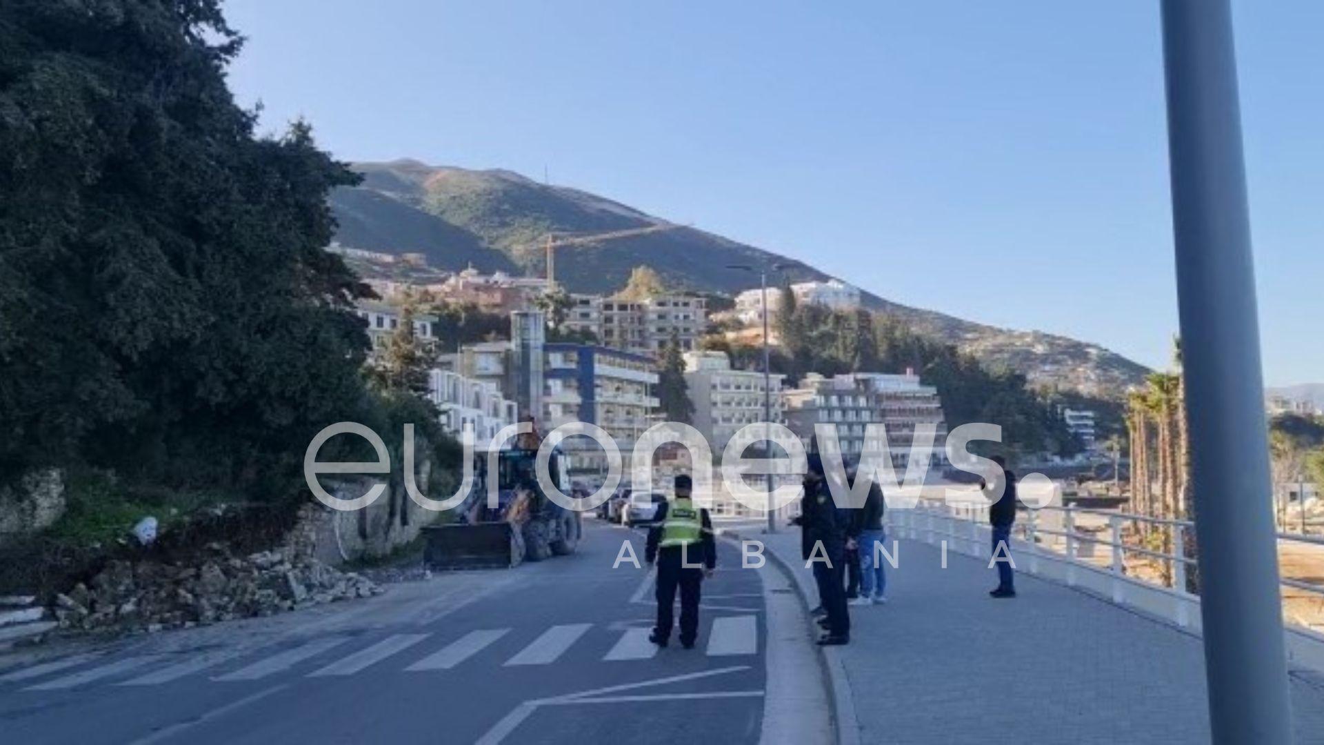 Shembet muri mbrojtës në rrugën e “Uji i Ftohtë” në Vlorë