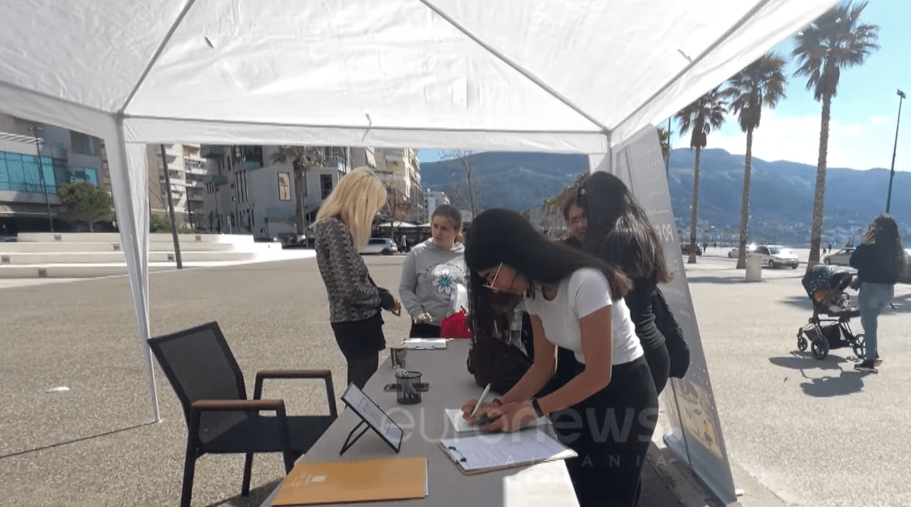 Bizneset në Vlorë kërkojnë punëtorë në “rrugë”, interes i lartë i të rinjve