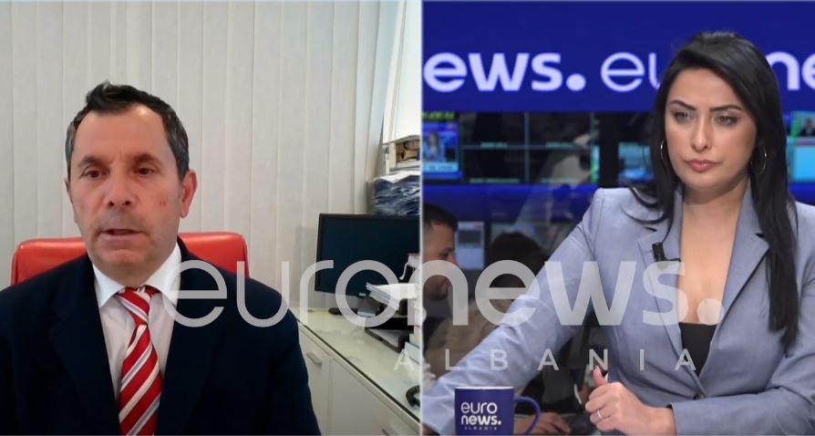 Avokati: Nëse Rama mbështet Thaçin, nuk duhej të takohej me Vuçiç ditën e gjyqit
