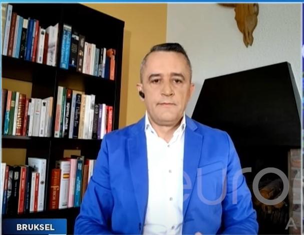 Gazetari: Shqiptarët votojnë për një vend pune e jo për Ramën